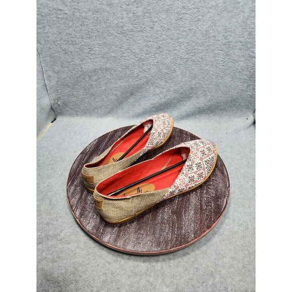 Piranda Womens Slip-On Flats  Multicolor Size 39 Red Beige Canvas Rubber Sole - Picture 5 of 16